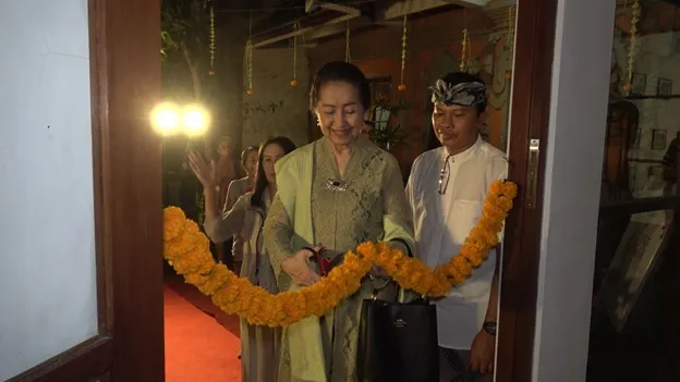 Pameran “Muse Numinous” Hadirkan Karya Mahalakshmi Women Artists di Balimoon Resto & Art Gallery